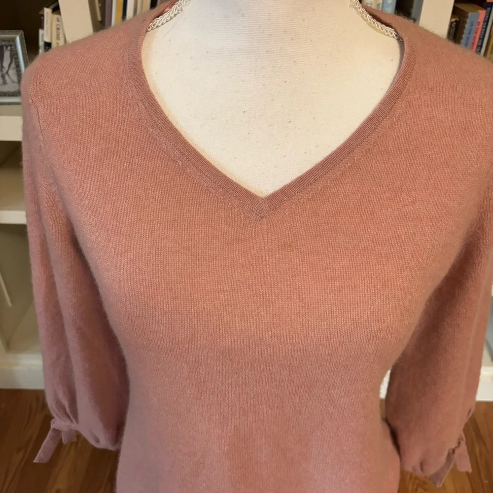 Pink Cashmere Sweater Small Petite Romantic Cottagecore Soft Girl Feminine Clean - Picture 2 of 11